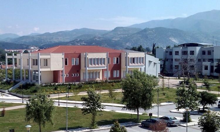 Εκατοντάδες συνομιλίες και νέες καταγγελίες «καίνε» τον καθηγητή στο ΤΕΙ Σερρών (βίντεο)