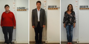 Ποιοι είναι ο «καθηγητής Φακελάκης» και οι φροντιστηριούχοι των Σερρών