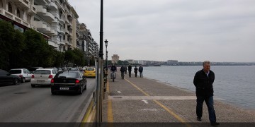 Συρρικνώνεται η Θεσσαλονίκη! – Μαζική έξοδος του πληθυσμού από τον κεντρικό Δήμο