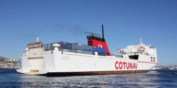 Μεγάλη διαρροή καυσίμων μετά από σύγκρουση πλοίων στην Κορσική (βίντεο)