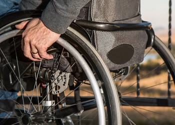 Ελπίδα για τους ασθενείς με πολλαπλή σκλήρυνση οι νέες θεραπείες