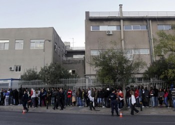 ΕΕ: H Ελλάδα εξέδωσε 29.995 άδειες παραμονής το 2017