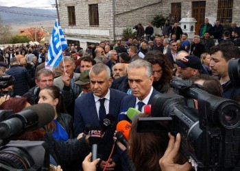 Ο Σάββας Αναστασιάδης εκπροσώπησε τη ΝΔ στην κηδεία του Κωνσταντίνου Κατσίφα