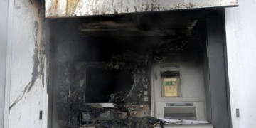Περιστέρι: Έκρηξη ATM με δυναμίτη
