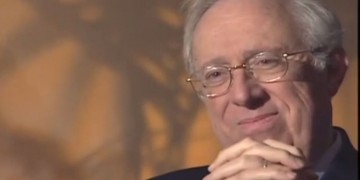 Μιχάλης Δερτούζος, o Έλληνας οραματιστής του διαδικτύου