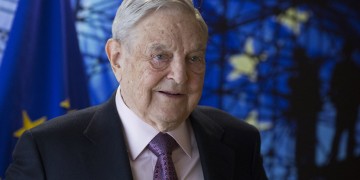 Ο Σόρος φταίει (και) για τις κριτικές εναντίον του Facebook!