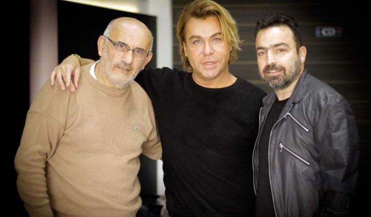 Ποντιακή λύρα και γέλια μέχρι δακρύων στην παράσταση «Γόβα Παρθένα» στην Αγία Βαρβάρα