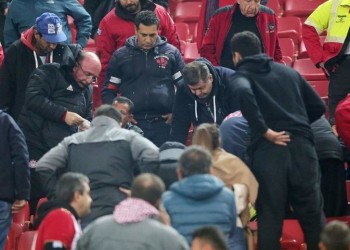 Πέθανε ο φίλαθλος του Ολυμπιακού που κατέρρευσε στο «Καραϊσκάκης»