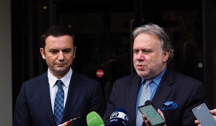 Κατρούγκαλος για την πρώτη πτήση Αθήνα-Σκόπια: Στιγμή που φέρνει τους δύο λαούς πιο κοντά