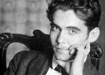 Η δικαστής, η σημαία και η σορός του Φεδερίκο Γκαρθία Λόρκα στην Αργεντινή