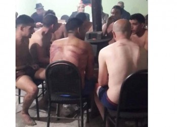 Τουρκικά ΜΜΕ: Έλληνες αστυνομικοί κακοποίησαν μετανάστες στον Έβρο