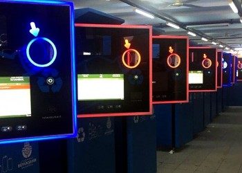 Ανακύκλωση μπουκαλιών με αντάλλαγμα εισιτήρια σε Τουρκία και Ινδονησία