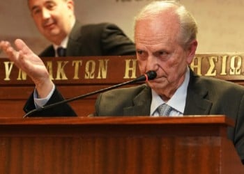 Πέθανε ο δημοσιογράφος Ανδρέας Μπόμης
