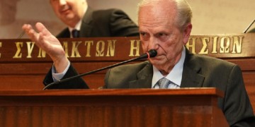 Πέθανε ο δημοσιογράφος Ανδρέας Μπόμης