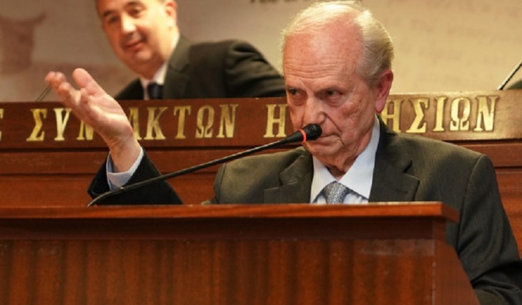 Πέθανε ο δημοσιογράφος Ανδρέας Μπόμης