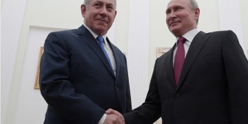 Πρώτη συνάντηση Πούτιν-Νετανιάχου μετά την κατάρριψη του ρωσικού αεροσκάφους