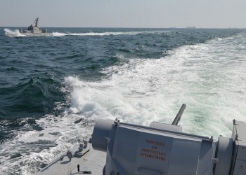 Η Ουκρανία κατηγορεί τη Ρωσία ότι άνοιξε πυρ εναντίον πλοίων της στον Εύξεινο Πόντο