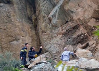 Πλωμάρι: Νέα κατολίσθηση αναστάτωσε τους κατοίκους τη νύχτα