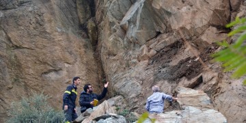 Πλωμάρι: Νέα κατολίσθηση αναστάτωσε τους κατοίκους τη νύχτα