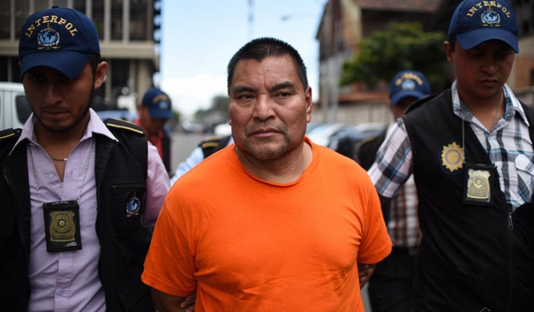 Απίστευτη ποινή: Κάθειρξη 5.160 ετών σε πρώην στρατιώτη για εγκλήματα πολέμου!