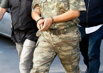 Τουρκία: Συλλήψεις 103 στρατιωτικών για συμμετοχή στο δίκτυο Γκιουλέν