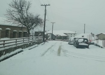 Κακοκαιρία: Χιόνια στη Δυτική Μακεδονία, κλειστά αρκετά σχολεία