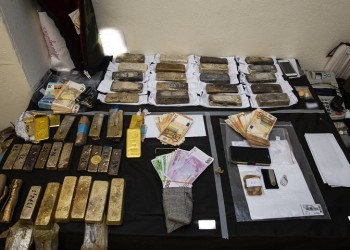 Υπόθεση λαθρεμπορίας χρυσού: Εγκληματική οργάνωση που διακινούσε λαθραίο εμπόρευμα