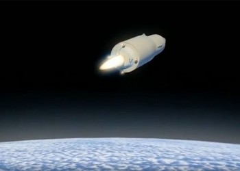 Η Ρωσία ανακοίνωσε την επιτυχή δοκιμή υπερηχητικού πυραύλου