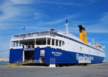 Έκτακτο: Απειλητικό τηλεφώνημα για βόμβα στο πλοίο Blue Star Horizon