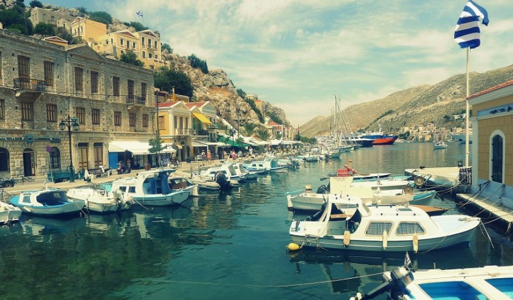 Η Ελλάδα δεύτερος δημοφιλέστερος προορισμός για οικογενειακές διακοπές