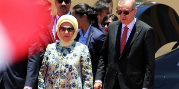 Στη Βενεζουέλα ο Ερντογάν, συνάντηση με Μαδούρο για συμφωνίες συνεργασίας