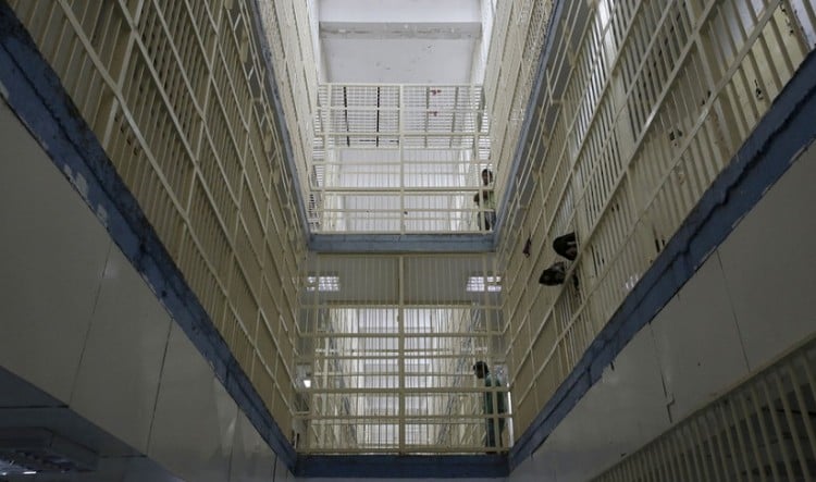 Έγκλημα στη Ρόδο: «Με βίασαν στη φυλακή» επιμένει ο Αλβανός κατηγορούμενος για το φόνο της Ελένης Τοπαλούδη