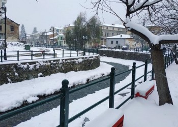 Υποχωρεί σταδιακά η κακοκαιρία – Πού χρειάζονται αλυσίδες