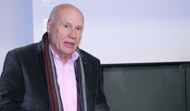 Γεράσιμος Παπαδόπουλος: Το ηφαίστειο της Σαντορίνης κρύβει δύο κινδύνους