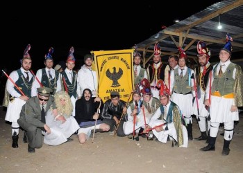 Έκαναν την εμφάνισή τους οι πρώτοι Mωμόγεροι της χρονιάς!