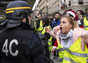 Στη Γαλλία, άμα δεν τα σπάσεις δεν σε παίρνουν στα σοβαρά!