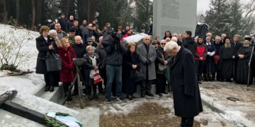 Στα Καλάβρυτα ο Προκόπης Παυλόπουλος για την 75η επέτειο του Ολοκαυτώματος