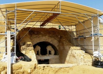 Εντολή για την Αμφίπολη από τη Μενδώνη
