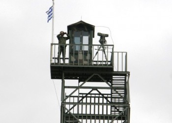 Συνελήφθη 15χρονος διακινητής μεταναστών σε Έβρο και Καβάλα