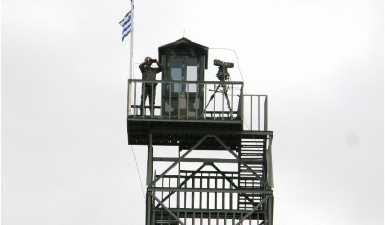 Συνελήφθη 15χρονος διακινητής μεταναστών σε Έβρο και Καβάλα