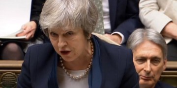 Brexit: Η Τερέζα Μέι θα ζητήσει περισσότερο χρόνο – Νέες συζητήσεις στο Κοινοβούλιο