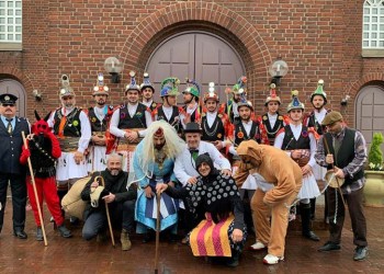 Μωμόγεροι έκαναν άνω-κάτω την παλιά πόλη του Ντίσελντορφ