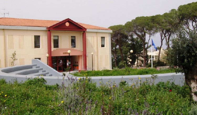 Μυτιλήνη: Συναγερμός από ύποπτο φάκελο με σκόνη στο Πανεπιστήμιο Αιγαίου