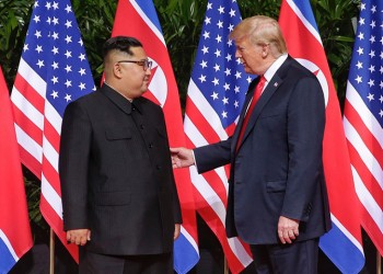 ΗΠΑ: Ο Τραμπ «διασκέδασε πολύ τον Κιμ Γιονγκ Ουν», σύμφωνα με τον Τζον Μπόλτον