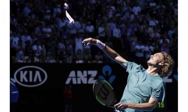 Θρίαμβος Τσιτσιπά στο Australia Open: Highlights από τον αγώνα έναντι του Μπαουτίστα Αγκούτ (βίντεο)
