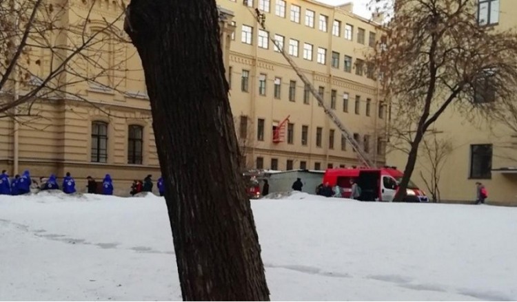 Κατάρρευση τμήματος πανεπιστημιακού κτηρίου στην Αγία Πετρούπολη