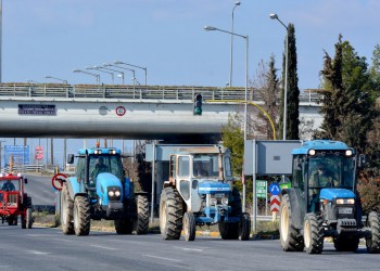 Οι αγρότες σήμερα κλείνουν τον κόμβο του Πλατύκαμπου