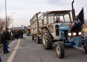Οι αγρότες στήνουν μπλόκα μετά τις γιορτές 2