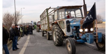 Οι αγρότες στήνουν μπλόκα μετά τις γιορτές 2