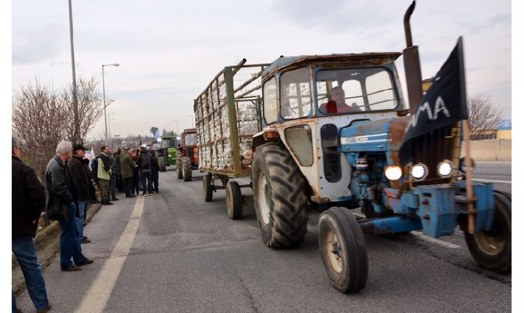 Οι αγρότες στήνουν μπλόκα μετά τις γιορτές 2
